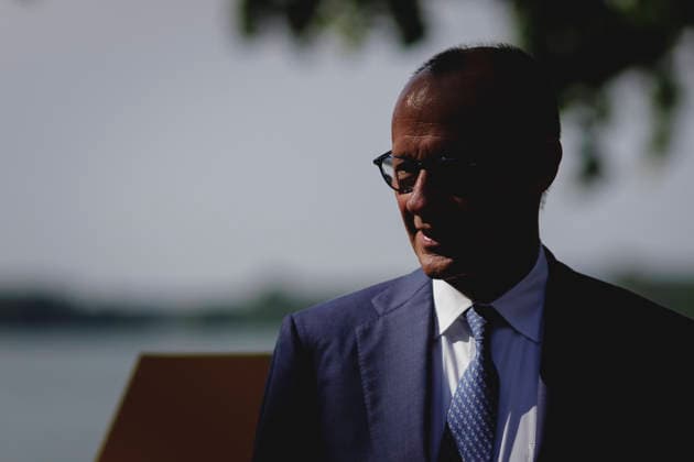 Friedrich Merz (CDU), Bundeskanzler, aufgenommen beim Ostdeutschen Wirtschaftsforum in Bad Saarow, 02.06.2026. Bad Saarow Deutschland *** Friedrich Merz CDU , Federal Chancellor, photographed at the East German Economic Forum in Bad Saarow, 02 06 2026 Bad Saarow Germany Copyright: xFlorianxGaertnerx