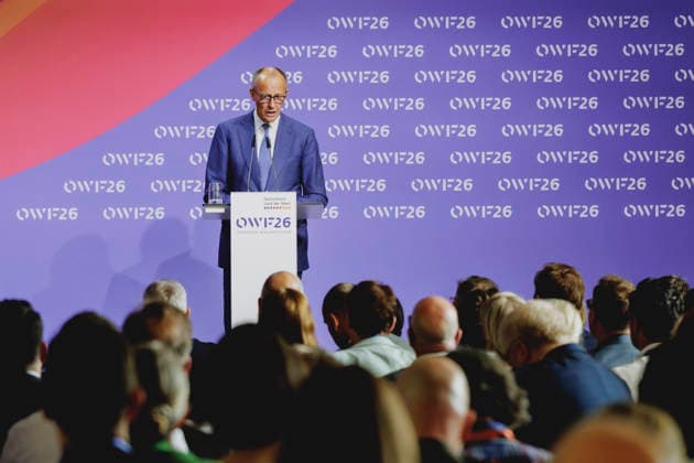 Friedrich Merz (CDU), Bundeskanzler, aufgenommen beim Ostdeutschen Wirtschaftsforum in Bad Saarow, 02.06.2026. Bad Saarow Deutschland *** Friedrich Merz CDU , Federal Chancellor, photographed at the East German Economic Forum in Bad Saarow, 02 06 2026 Bad Saarow Germany Copyright: xFlorianxGaertnerx