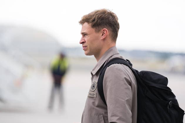 Abflug der Fußballnationalmannschaft am Flughafen Frankfurt 02.06.2026, Sport, Frankfurt am Main, Abflug der Fußballnationalmannschaft am Flughafen Frankfurt Joshua Kimmich auf dem Weg in den Flieger Frankfurt Flughafen Frankfurt Hessen Deutschland *** Departure of the national soccer team at Frankfurt Airport 02 06 2026, Sport, Frankfurt am Main, Departure of the national soccer team at Frankfurt Airport Joshua Kimmich on the way to the plane Frankfurt Airport Frankfurt Hessen Germany Copyright: xJamesxZabelx