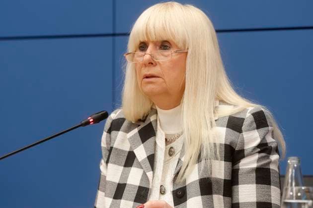 02.06.2026, Iris Spranger, Innensenatorin, Michael Fischer, Leiter der Abteilung Verfassungsschutz, Vorstellung des Verfassungsschutzbericht 2025, in der Pressekonferenz nach der Sitzung des Berliner Senat, PK im Roten Rathaus in Berlin, Senatspressekonferenz, Berlin Deutschland, Germany *** 02 06 2026, Iris Spranger, Senator of the Interior, Michael Fischer, Head of the Department for the Protection of the Constitution, Presentation of the 2025 Report on the Protection of the Constitution, at the press conference after the meeting of the Berlin Senate, PK in the Rotes Rathaus in Berlin, Senate press conference, Berlin Germany, Germany