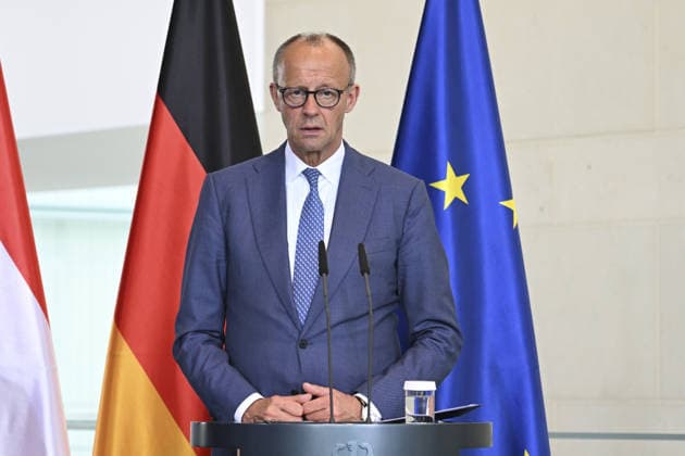 Hungarian Prime Minister Peter Magyar in Germany BERLIN, GERMANY - JUNE 2: Hungarian Prime Minister Peter Magyar (not seen) and German Chancellor Friedrich Merz hold a joint press conference at the Chancellery in Berlin, Germany, on June 2, 2026. Halil Sagirkaya Anadolu Berlin Germany. Editorial use only. Please get in touch for any other usage.  Copyright: x2026xAnadoluxHalilxSagirkayax