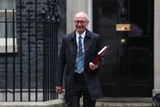 Cabinet Meeting in Downing Street in London LONDON, UNITED KINGDOM - JUNE 02: Secretary of State for Work and Pensions Pat McFadden leaves Downing Street after the weekly Cabinet meeting in London, United Kingdom on June 02, 2026. Zeynep Demir Anadolu London United Kingdom. Editorial use only. Please get in touch for any other usage.  Copyright: x2026xAnadoluxZeynepxDemirx