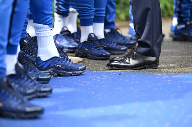 French President Emmanuel Macron Visits National Football Centre Ahead of 2026 FIFA World Cup French President Emmanuel Macron and First Lady Brigitte Macron visit the National Football Centre in Clairefontaine, near Paris, on June 2, 2026. Ahead of the 2026 FIFA World Cup, the President met players and coaching staff of the France men’s national football team to express his support. He also met members of the France women’s national team as they prepared for upcoming FIFA Women’s World Cup 2027 qualifying matches. Photo by Jeanne Accorsini Pool ABACAPRESS.COM Clairefontaine France  Copyright: xAccorsinixJeanne Pool ABACAx