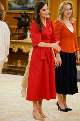 02-06-2026 Queen Letizia receives during a meeting with the representation of the online community and training platform Mamis Digitales , at the palace Zarzuela in Madrid. No Spain Â  Copyright: xPPEx