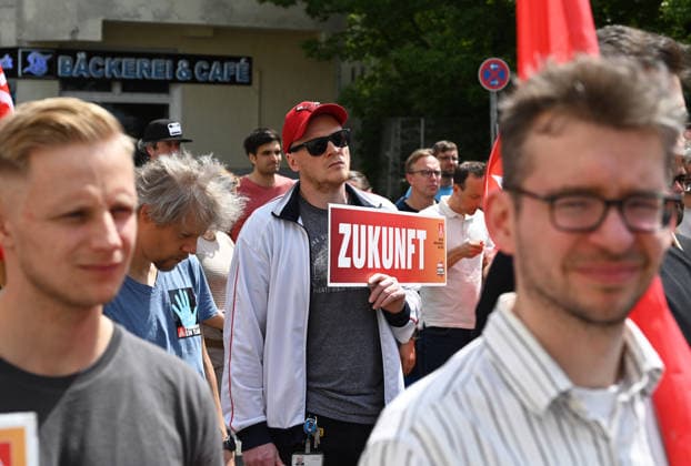 Protest rally by employees of IAV in Berlin BERLIN, GERMANY - JUNE 02: Employees of automotive development services provider IAV take part in a protest rally against job cuts and the closure of parts of the company’s facilities in Berlin, on June 02,2026. Employees at IAV are protesting planned job cuts in Germany expected by mid-2027, including the effective closure of the company’s Berlin site, which would impact around 1,250 employees, according to local media. Vladimir Sindeyev Anadolu Berlin Germany. Editorial use only. Please get in touch for any other usage.  Copyright: x2026xAnadoluxVladimirxSindeyevx