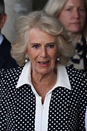 UK s Queen Camilla visits St George s Hospital in London LONDON, UNITED KINGDOM - JUNE 02: Queen Camilla of the United Kingdom visits St George s Hospital in London, United Kingdom to open a new roof garden for neurological intensive care patients on June 02, 2026. During her visit, Camilla met with healthcare professionals and patients. Rasid Necati Aslim Anadolu London United Kingdom. Editorial use only. Please get in touch for any other usage.  Copyright: x2026xAnadoluxRasidxNecatixAslimx