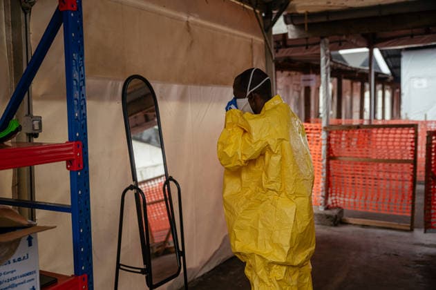 Ebola outbreak in the Democratic Republic of the Congo GOMA, DEMOCRATIC REPUBLIC OF THE CONGO - JUNE 02: Medical staff put on full protective clothing and equipment before examining patients at the Ebola Treatment Center operated by Doctors Without Borders (MSF) in the Munigi district of Goma, Democratic Republic of the Congo on June 02, 2026. The outbreak, officially declared on May 15, has seen the number of cases surpass 1,000, resulting in 246 fatalities across the country. Stringer Anadolu Goma Democratic Republic of the Congo. Editorial use only. Please get in touch for any other usage.  Copyright: x2026xAnadoluxStringerx