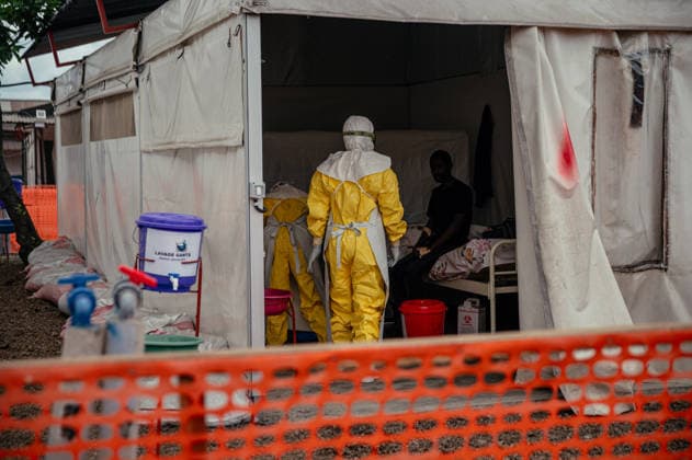 Ebola outbreak in the Democratic Republic of the Congo GOMA, DEMOCRATIC REPUBLIC OF THE CONGO - JUNE 02: Medical staff put on full protective clothing and equipment before examining patients at the Ebola Treatment Center operated by Doctors Without Borders (MSF) in the Munigi district of Goma, Democratic Republic of the Congo on June 02, 2026. The outbreak, officially declared on May 15, has seen the number of cases surpass 1,000, resulting in 246 fatalities across the country. Stringer Anadolu Goma Democratic Republic of the Congo. Editorial use only. Please get in touch for any other usage.  Copyright: x2026xAnadoluxStringerx