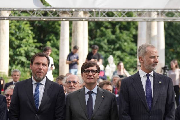 The King presides over the tribute to Juan Antonio Samaranch in Barcelona I D The Minister of Transport and Sustainable Mobility, Óscar Puente, the President of the Generalitat, Salvador Illa, and King Felipe VI, during the tribute to Juan Antonio Samaranch, at the Palacete Albéniz, June 2, 2026, in Barcelona, Catalonia Spain This event commemorates the legacy of the historic IOC president in the framework of the centenary of his birth and the preparations for the Barcelona Olympic Games 02 JUNE 2026 KING KING ROYALTY EVENT COMMEMORATION Barcelona Catalunya Catalunya Barcelona Catalunya Spain  Copyright: xDavidxZorrakinox 7566891