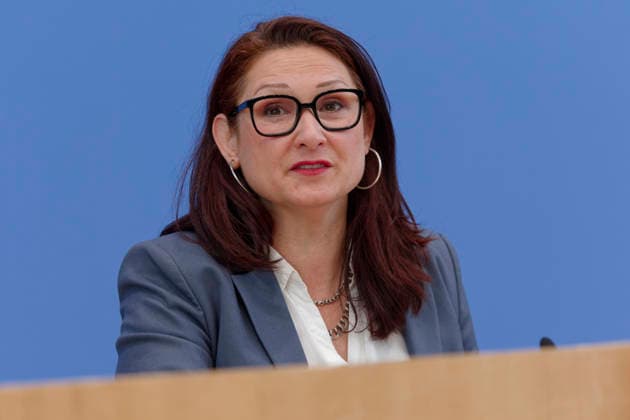 Jahresbericht 2025 Bundesantidiskriminierungsstelle 2026-06-02 Deutschland, Berlin Bundespressekonferenz: Vorstellung des Jahresberichts 2025 der Antidiskriminierungsstelle des Bundes. Im Bild Ferda Ataman, Unabhängige Bundesbeauftragte für Antidiskriminierung. *** Annual Report 2025 Federal Anti-Discrimination Agency 2026 06 02 Germany, Berlin Federal Press Conference Presentation of the Federal Anti-Discrimination Agencys Annual Report 2025 Pictured