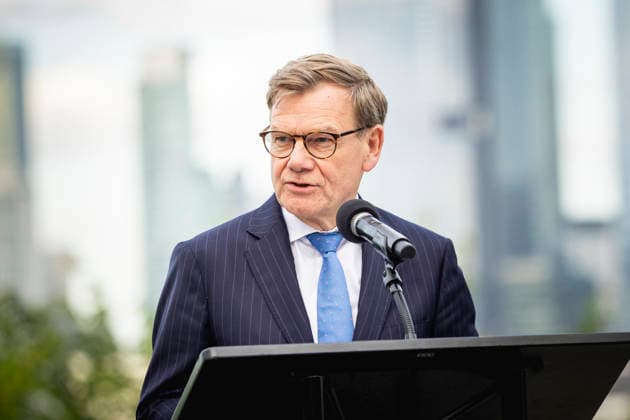 Johann Wadephul (CDU), Bundesaussenminister, aufgenommen im Rahmen seiner USA-Reise in New York City, 01.06.2026. Der Minister reist in die USA fuer die Wahl zum nichtstaendigen Sitz im Sicherheitsrat der Vereinten Nationen. Fotografiert im Auftrag des Auswaertigen Amtes New York City Vereinigte Staaten von Amerika *** Johann Wadephul CDU , Federal Foreign Minister, photographed during his trip to the USA in New York City, 01 06 2026 The Minister is traveling to the USA for the election to the non-permanent seat on the United Nations Security Council Photographed on behalf of the Federal Foreign Office New York City United States of America Copyright: xJulianexSonntag AAx