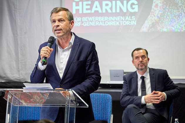 - Wien 02.06.2026 - NEOS Hearing ORF GD Kandidaten- Öffentliches Hearing der Kandidaten für das Amt des ORF-Generaldirektors im ORF-Funkhaus Wien. Insgesamt bewerben sich 13 Kandidaten um die Nachfolge an der Spitze des ORF. 5 von ihnen wurden zu einem öffentlichen Hearing des NEOS Lab eingeladen, um ihre Vorstellungen für die Zukunft des öffentlich-rechtlichen Rundfunks zu präsentieren. PHOTO: (v.L.) Ex-Pro7Sat.1Puls4-Geschäftsführer Markus Breitenecker, Ex-APA-CEO Clemens Pig, Vienna (AUSTRIA) - Candidates for the position of ORF Director General during a public hearing organized by NEOS Lab at the ORF Funkhaus in Vienna. Medienpolitik, Medienreform, Public Service, Digitalisierung, Unabhängigkeit, Medienmanagement, Demokratie, 