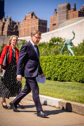 Johann Wadephul (CDU), Bundesaussenminister, aufgenommen im Rahmen eines Pressestatements bei den Vereinten Nationen in New York City, 02.06.2026. Der Minister reist in die USA fuer die Wahl zum nichtstaendigen Sitz im Sicherheitsrat der Vereinten Nationen. Fotografiert im Auftrag des Auswaertigen Amtes New York City Vereinigte Staaten von Amerika *** Johann Wadephul CDU , Federal Foreign Minister, photographed during a press statement at the United Nations in New York City, 02 06 2026 The Minister travels to the USA for the election to the non-permanent seat on the United Nations Security Council Photographed on behalf of the Federal Foreign Office New York City United States of America Copyright: xJulianexSonntag AAx