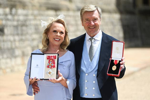 . 02 06 2026. Windsor, United Kingdom. Ice skaters Jayne Torvill and Christopher Dean after receiving a damehood and a knighthood at an Investiture at Windsor Castle, United Kingdom.  xPoolx xi-Imagesx IIM-26800-0005