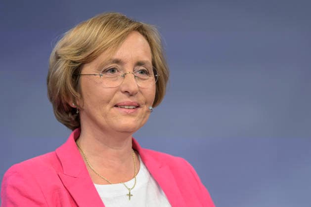 v.l.: Beatrix von Storch, AfD (Bundestagsabgeordnete), GER, Berlin, Studio, zu Gast bei Maischberger, politische Talkshow, TV, Format, mit Moderatorin Sandra Maischberger, Das Erste, aus Adlershof Am Studio 20, 02.06. 2026, *** v l Beatrix von Storch, AfD Member of the Bundestag , GER, Berlin, Studio, as a guest on Maischberger, political talk show, TV, format, with presenter Sandra Maischberger, Das Erste, from Adlershof Am Studio 20, 02 06 2026, Copyright: HMBxMedia UwexKoch