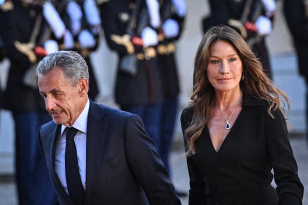 Nicolas Sarkozy and Carla Bruni arrive for a state dinner at the Elysee FA French former president Nicolas Sarkozy and his wife Italian-French singer Carla Bruni-Sarkozy arrive for a state dinner as part of Rwanda s President s visit at The Elysee Presidential Palace in Paris on June 2, 2026. Photo by Firas Abdullah ABACAPRESS.COM Paris Ile-de-France France  Copyright: xAbdullahxFiras ABACAx