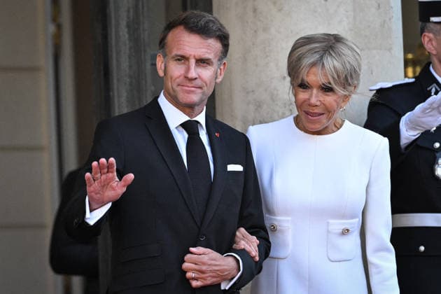 Emmanuel and Brigitte Macron welcome Paul and Jeannette Kagame at the Elysee FA French President Emmanuel Macron and French First Lady Brigitte Macron arrive to welcome Rwanda s President Paul Kagame and his wife Jeannette Kagame at The Elysee Presidential Palace in Paris on June 2, 2026. Photo by Firas Abdullah ABACAPRESS.COM Paris Ile-de-France France  Copyright: xAbdullahxFiras ABACAx