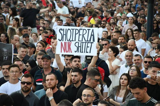 Protests continue in Albania over planned tourism project TIRANA, ALBANIA - JUNE 2: Thousands of demonstrators carrying banners and placards gather at Skanderbeg Square to protest the planned sale of a beach in the Zvernec area of Vlora as part of a tourism development project, in Tirana, Albania on June 2, 2026. Protesters after marched toward the Prime Minister’s Office to voice opposition to the project. Olsi Shehu Anadolu Tirana Albania. Editorial use only. Please get in touch for any other usage.  Copyright: x2026xAnadoluxOlsixShehux