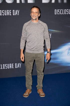 Photocall Disclosure Day in Paris Mathieu Kassovitz poses during a photocall for the premiere of the film Disclosure Day in Paris, France, June 2, 2026. Photo by Eliot Blondet ABACAPRESS.COM Paris France France  Copyright: xBlondetxEliot ABACAx