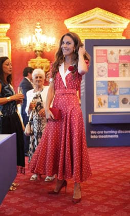 . 02 06 2026. London, United Kingdom. Kate Middleton, the Princess of Wales, at a reception to mark the 125th anniversary of Cancer Research UK at St.JamesÕs Palace in London.  xPoolx xi-Imagesx IIM-26802-0038