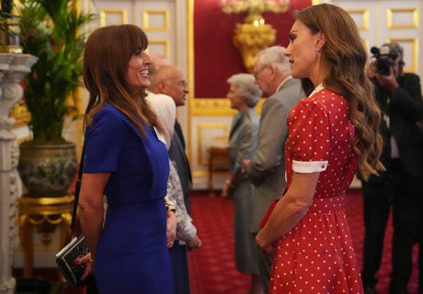 . 02 06 2026. London, United Kingdom. Kate Middleton, the Princess of Wales talks to TV presenter Davina McCall at a reception to mark the 125th anniversary of Cancer Research UK at St.JamesÕs Palace in London.  xPoolx xi-Imagesx IIM-26802-0039