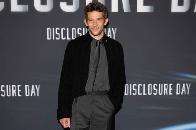 Photocall Disclosure Day in Paris Josh O Connor poses during a photocall for the premiere of the film Disclosure Day in Paris, France, June 2, 2026.Photo by Eliot Blondet ABACAPRESS.COM Paris France France  Copyright: xBlondetxEliot ABACAx