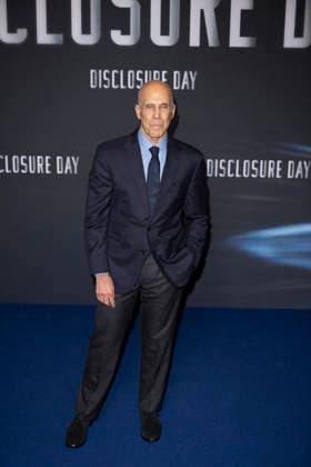 Photocall Disclosure Day in Paris Jeffrey Katzenberg poses during a photocall for the premiere of the film Disclosure Day in Paris, France, June 2, 2026. Photo by Eliot Blondet ABACAPRESS.COM Paris France France  Copyright: xBlondetxEliot ABACAx