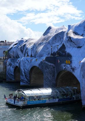 (260602) -- PARIS, June 2, 2026 -- This photo taken on June 2, 2026 shows the temporary art installation La Caverne du Pont Neuf (The Pont Neuf Cave) on the Pont Neuf bridge in Paris, France. ) FRANCE-PARIS-PONT NEUF-ART INSTALLATION WuxHuiwo 