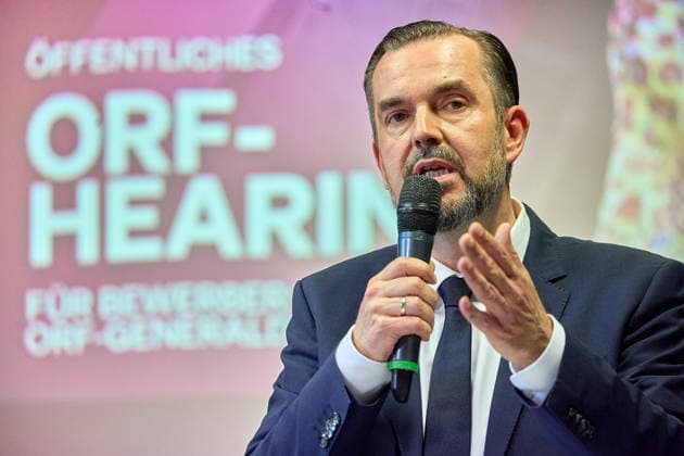 - Wien 02.06.2026 - NEOS Hearing ORF GD Kandidaten- Öffentliches Hearing der Kandidaten für das Amt des ORF-Generaldirektors im ORF-Funkhaus Wien. Insgesamt bewerben sich 13 Kandidaten um die Nachfolge an der Spitze des ORF. 5 von ihnen wurden zu einem öffentlichen Hearing des NEOS Lab eingeladen, um ihre Vorstellungen für die Zukunft des öffentlich-rechtlichen Rundfunks zu präsentieren. PHOTO: Ex-APA-CEO Clemens Pig. Vienna (AUSTRIA) - Candidates for the position of ORF Director General during a public hearing organized by NEOS Lab at the ORF Funkhaus in Vienna. Medienpolitik, Medienreform, Public Service, Digitalisierung, Unabhängigkeit, Medienmanagement, Demokratie, Stiftungsrat, Medienzukunft, Auswahlverfahren, öffentlich recht 