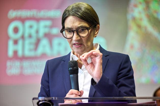 - Wien 02.06.2026 - NEOS Hearing ORF GD Kandidaten- Öffentliches Hearing der Kandidaten für das Amt des ORF-Generaldirektors im ORF-Funkhaus Wien. Insgesamt bewerben sich 13 Kandidaten um die Nachfolge an der Spitze des ORF. 5 von ihnen wurden zu einem öffentlichen Hearing des NEOS Lab eingeladen, um ihre Vorstellungen für die Zukunft des öffentlich-rechtlichen Rundfunks zu präsentieren. PHOTO: ORF-Magazinchefin Lisa Totzauer,. Vienna (AUSTRIA) - Candidates for the position of ORF Director General during a public hearing organized by NEOS Lab at the ORF Funkhaus in Vienna. Medienpolitik, Medienreform, Public Service, Digitalisierung, Unabhängigkeit, Medienmanagement, Demokratie, Stiftungsrat, Medienzukunft, Auswahlverfahren, öffent 