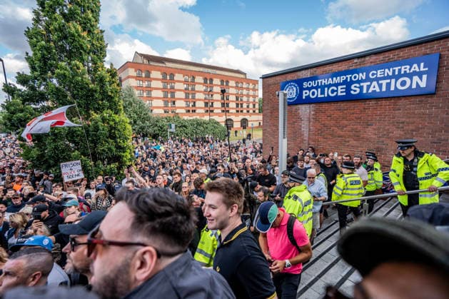 June 2, 2026, London, United Kingdom: Southampton locals gather outside Southampton Central Police Station during the rally. Southampton locals organized a flash protest following the release of Police body-cam footage of the arrest and subsequent death of Henry Nowak. The 18 year old was handcuffed by Hampshire Constabulary who accused him of racial abuse and did not believe that he had been stabbed. He subsequently bled to death in custody. The protest outside Southampton Central Police Station accused the government of 2 tier policing. London United Kingdom  - ZUMAs197 20260602_aaa_s197_091 Copyright: xLabxMox