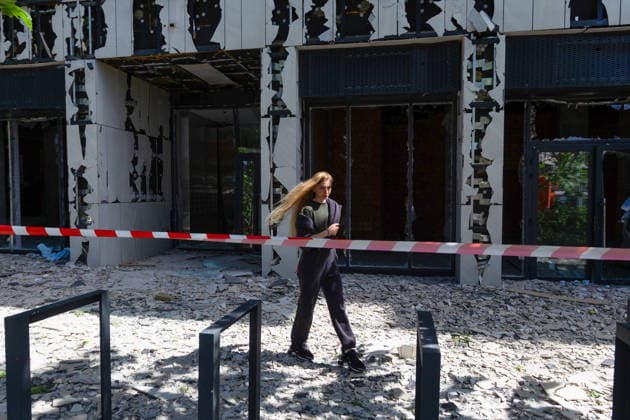 RECORD DATE NOT STATED Damage to the facades of a residential complex following a massive Russian attack is seen in the Shevchenkivskyi district of Kyiv, Ukraine, on June 2, 2026 (Photo by Kyrylo Chubotin Ukrinform) Residential complex damaged in Shevchenkivskyi district following Russian attack  Copyright: xKyryloxChubotinx