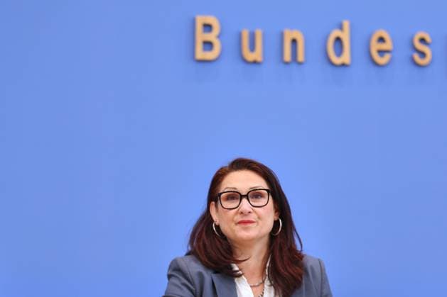 Berlin, Deutschland, 02.06.2026: Bundespressekonferenz: Jahresbericht 2025 der Antidiskriminierungsstelle des Bundes: Ferda Ataman, Unabhängige Bundesbeauftragte für Antidiskriminierung *** Berlin, Germany, 02 06 2026 Federal Press Conference Annual Report 2025 of the Federal Anti-Discrimination Agency Ferda Ataman, Independent Federal Commissioner for Anti-Discrimination Copyright: xdtsxNachrichtenagenturx dts_121646