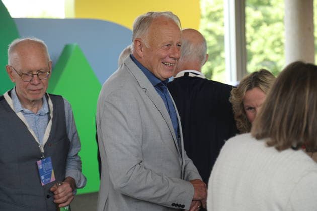 Jürgen Trittin (Bündnis 90 Die Grünen), ehemaliger Bundesumweltminister, während des Festaktes Seit 40 Jahren NaturVerbunden zum 40. Jubiläum des Bundesumweltministeriums im CafÃ Moskau. Berlin, 02.06.2026 *** Jürgen Trittin Bündnis 90 Die Grünen , former Federal Minister for the Environment, during the ceremony Since 40 years NaturVerbunden on the occasion of the 40th anniversary of the Federal Ministry for the Environment at CafÃ Moskau Berlin, 02 06 2026 Copyright: xAgenturxMatthiasxWehnertx xM.xGränzdörferx