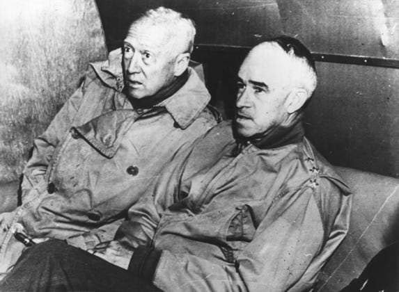 General Bradley and Lt. General Patton Sep 01, 1944; Unknown, FRANCE; (File photo) General Omar Bradley, right, pictured with Lt. General George S. Patton during a flying visit to the battle fronts in Northern France in September 1944. Unknown QC FRANCE Copyright: xKEYSTONExPressx
