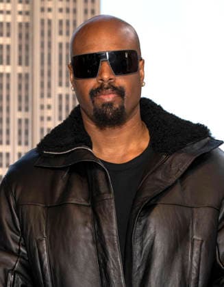June 2, 2026, New York, Ny, United States: Shawn Wayans visits the Empire State Building to Celebrate the Release of Scary Movie Held at Empires State Building in New York. Zuma Press June 2, 2026. New York United States - ZUMAp281 20260602_zea_p281_022 Copyright: xPhotoxImagexPressx
