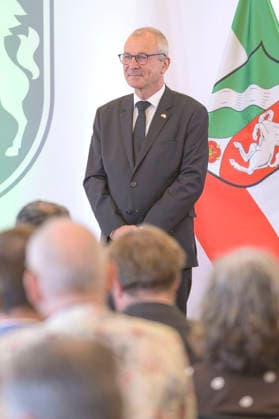 Volker Beck bei der Verleihung des Staatspreises des Landes Nordrhein-Westfalen in der Staatskanzlei. Düsseldorf, 02.06.2026 *** Volker Beck at the award ceremony for the State Prize of North Rhine-Westphalia at the State Chancellery in Düsseldorf, 02 06 2026 Foto:xW.xRanderathx xFuturexImagex verdienstorden_6609
