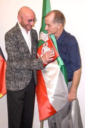 Ralph Morgenstern und Georg Uecker bei der Verleihung des Staatspreises des Landes Nordrhein-Westfalen in der Staatskanzlei. Düsseldorf, 02.06.2026 *** Ralph Morgenstern and Georg Uecker at the award ceremony for the State Prize of North Rhine-Westphalia at the State Chancellery in Düsseldorf, 02 06 2026 Foto:xW.xRanderathx xFuturexImagex verdienstorden_6670