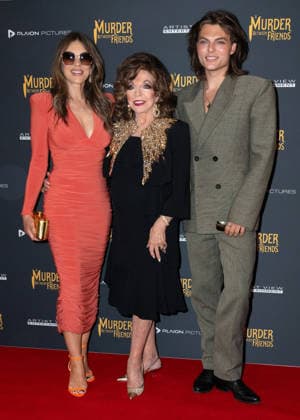 Elizabeth Hurley, Dame Joan Collins and Damian Hurley attends A Murder Between Friends UK Premiere at the Curzon Mayfair in London, England. UK. Tuesday 2nd June 2026. Copyright: xJamesxWarrenx ae7dj358
