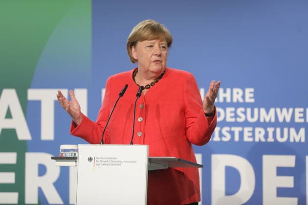 Angela Merkel (CDU), Bundeskanzlerin a. D., während des Festaktes Seit 40 Jahren NaturVerbunden zum 40. Jubiläum des Bundesumweltministeriums im CafÃ Moskau. Berlin, 02.06.2026 *** Angela Merkel CDU , Federal Chancellor a D , during the ceremony Seit 40 Jahren NaturVerbunden on the occasion of the 40th anniversary of the Federal Environment Ministry at CafÃ Moskau Berlin, 02 06 2026 Copyright: xAgenturxMatthiasxWehnertx xM.xGränzdörferx