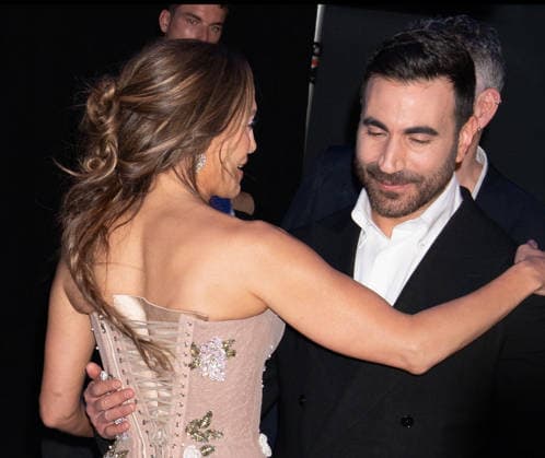Red carpet arrivals for the New York premiere of Office Romance Featuring: Jennifer Lopez, Brett Goldstein Where: New York, New York, United States When: 02 Jun 2026 Credit: Janet Mayer INSTARimages.com EDITORIAL USE ONLY. NOT FOR USE BY NEWSPAPERS BASED IN THE UK. Copyright: xx instar55744152