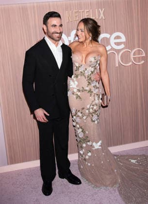 Red carpet arrivals for the New York premiere of Office Romance Featuring: Brett Goldstein, Jennifer Lopez Where: New York, New York, United States When: 02 Jun 2026 Credit: Janet Mayer INSTARimages.com EDITORIAL USE ONLY. NOT FOR USE BY NEWSPAPERS BASED IN THE UK. Copyright: xx instar55744153