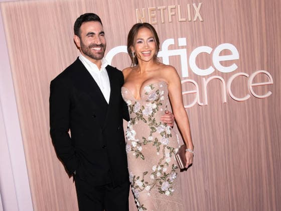 Red carpet arrivals for the New York premiere of Office Romance Featuring: Brett Goldstein, Jennifer Lopez Where: New York, New York, United States When: 02 Jun 2026 Credit: Janet Mayer INSTARimages.com EDITORIAL USE ONLY. NOT FOR USE BY NEWSPAPERS BASED IN THE UK. Copyright: xx instar55744154