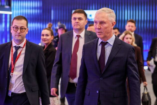 RUSSIA, ST PETERSBURG - JUNE 3, 2026: Kherson Region Governor Vladimir Saldo (R) at the 2026 St Petersburg International Economic Forum at the ExpoForum Convention and Exhibition Centre St Petersburg Russia  - ZUMAt113 20260603_zaa_t113_085 Copyright: xDonatxSorokinx