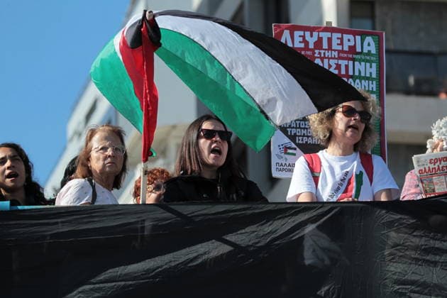 June 3, 2026, Piraeus, Greece: Demonstrators gather at the port of Piraeus to protest the arrival of a cruise ship carrying Israeli tourists. Protesters expressed solidarity with Palestinians and opposition to IsraelÃ¢â‚¬â ¢s military operations in Gaza, holding banners and chanting slogans as the vessel docked in GreeceÃ¢â‚¬â ¢s largest port. Piraeus Greece - ZUMAv62_ 20260603_zaf_v62_007 Copyright: xAristidisxVafeiadakisx