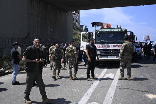 Despite the ceasefire, the Israeli army targeted a car with a drone near Beirut MOUNT LEBANON, LEBANON - JUNE 03: Security forces conduct an investigation at the scene after the Israeli army, despite the ceasefire, targeted a car traveling on the coastal road in the Khalde region of Mount Lebanon Governorate near the Lebanese capital Beirut with an unmanned aerial vehicle (UAV), on June 03, 2026. Material damage occurred to the vehicle as a result of the attack. Houssam Shbaro Anadolu Mount Lebanon Lebanon. Editorial use only. Please get in touch for any other usage.  Copyright: x2026xAnadoluxHoussamxShbarox