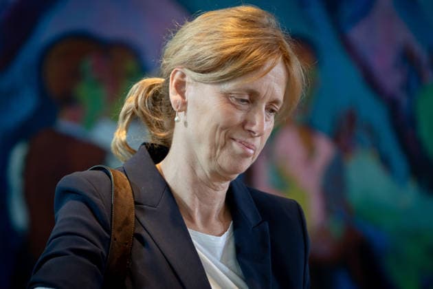 Kabinettsitzung, Bundesregierung, Auftakt Auftakt, Kabinettsitzung, Bundesregierung, Karin Prien, Bundesministerin, Bildung, Familie Berlin Berlin GER *** Cabinet meeting, Federal Government, Federal Minister, Karin Prien, Cabinet meeting, Federal Government, Education, Family Berlin Berlin GER