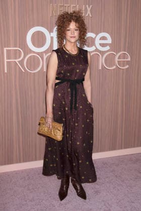 Mary Wiseman bei der Premiere des Netflix-Films Office Romance im Regal Union Square. New York, 02.06.2026 *** Mary Wiseman at the premiere of the Netflix film Office Romance at Regal Union Square New York, 02 06 2026 Foto:xB.xHinex xFuturexImagex romance_6604