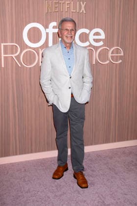 Tony Plana bei der Premiere des Netflix-Films Office Romance im Regal Union Square. New York, 02.06.2026 *** Tony Plana at the premiere of the Netflix movie Office Romance at Regal Union Square New York, 02 06 2026 Foto:xB.xHinex xFuturexImagex romance_6606