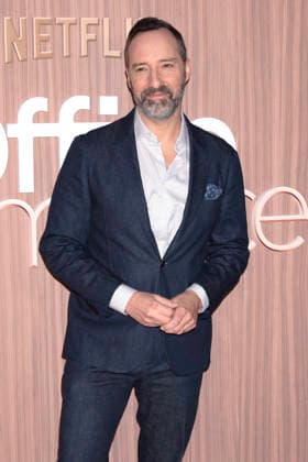 Tony Hale bei der Premiere des Netflix-Films Office Romance im Regal Union Square. New York, 02.06.2026 *** Tony Hale at the premiere of the Netflix movie Office Romance at Regal Union Square New York, 02 06 2026 Foto:xB.xHinex xFuturexImagex romance_6617